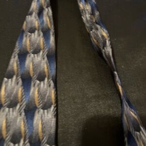 Van Heusen Blue and Gold Silk Tie